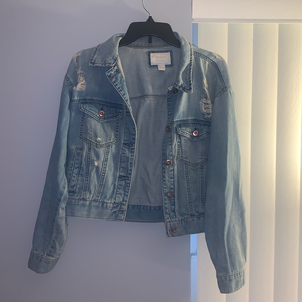 Forever 21 Classic Trendy Denim Jacket